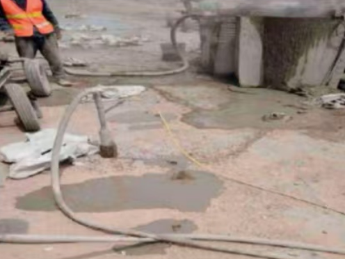 大通水泥混凝土路面板底注浆技术 路面脱空注浆整治方案