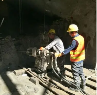 大通水下抗分散灌浆料特点 水下不分散注浆料介绍