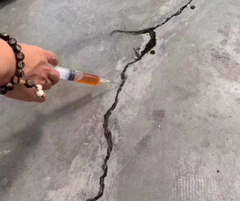 大通混凝土裂缝修补技术详解​