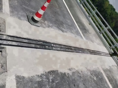 大通伸缩缝更换后浇筑材料快速结构修补料速砼的产品特点及施工流程​